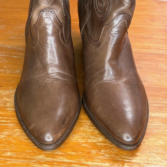 Carlos Santana Austin Leather Western Ankle Boot - Picture 9 of 13